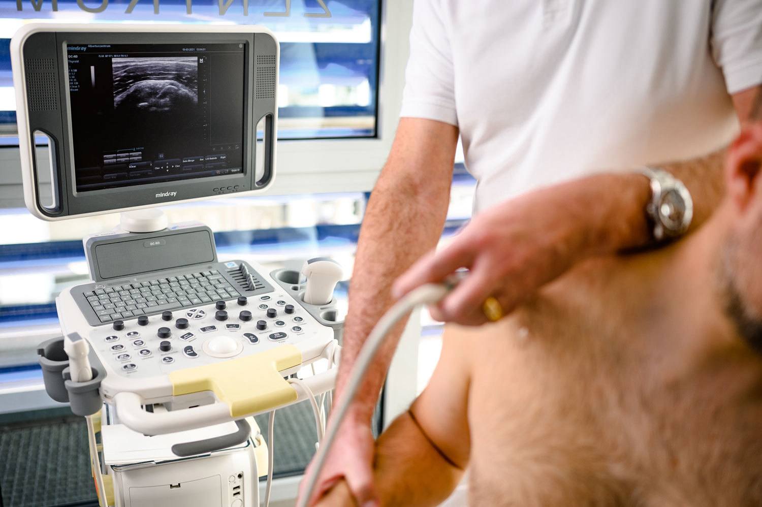 Ultraschall-Untersuchung in der Orthopädie ALBERTUS ZENTRUM in Mönchengladbach